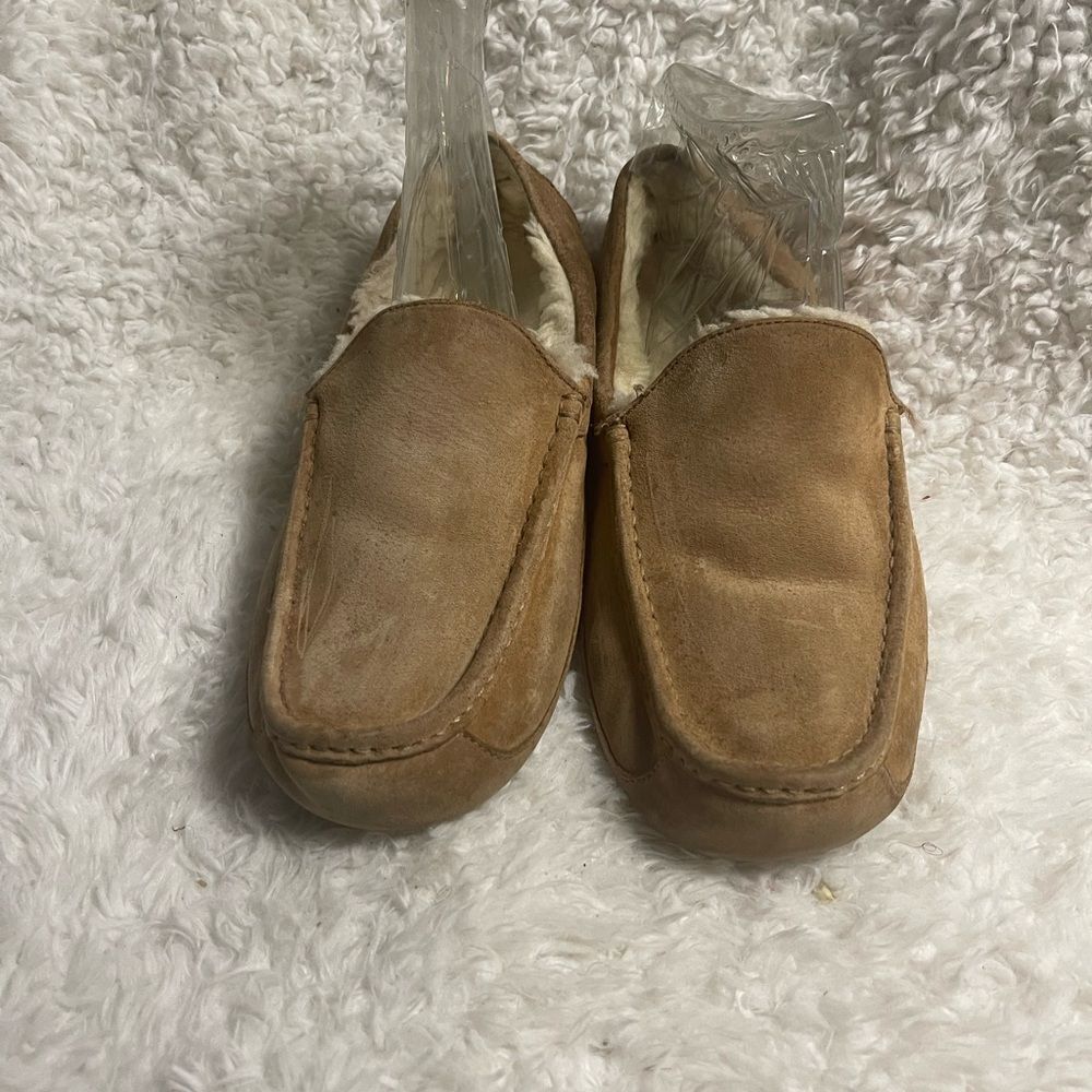 UGG ASCOT 5775 MEN’S CHESTNUT SUEDE sheepskin lining SLIPPERS SIZE 12